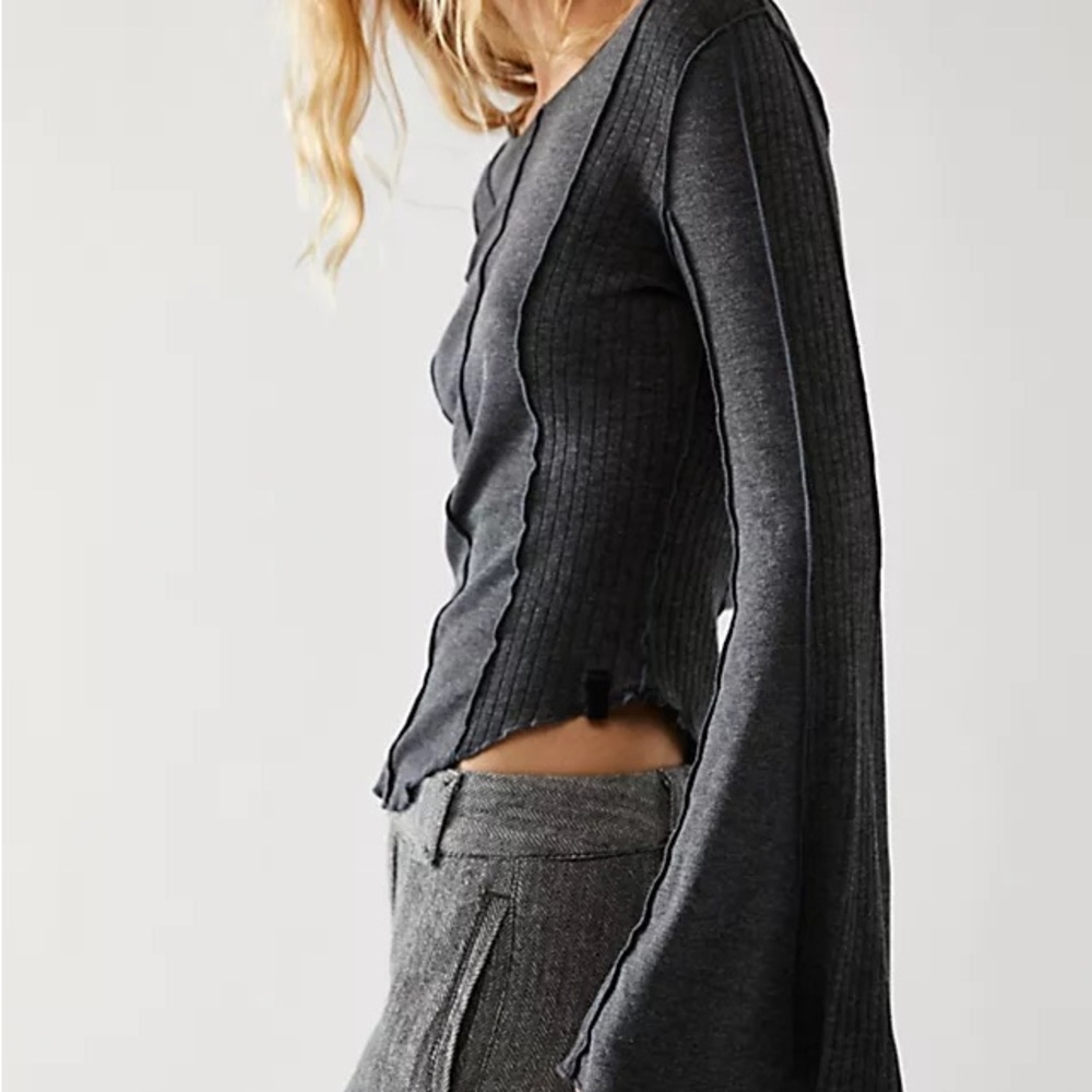 NWOT Free People Unrhymed Long Bell Sleeve Tee